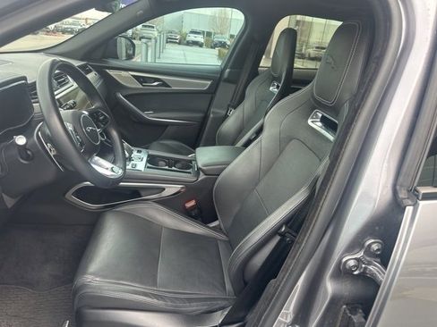 Used 2024 Jaguar F-PACE R-Dynamic S image 10