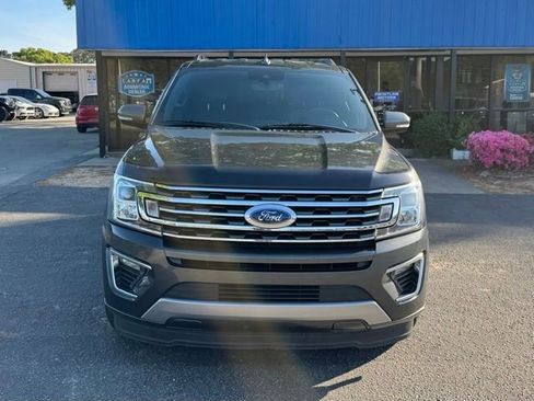 Used 2018 Ford Expedition XLT w/ Equipment Group 202A image 3