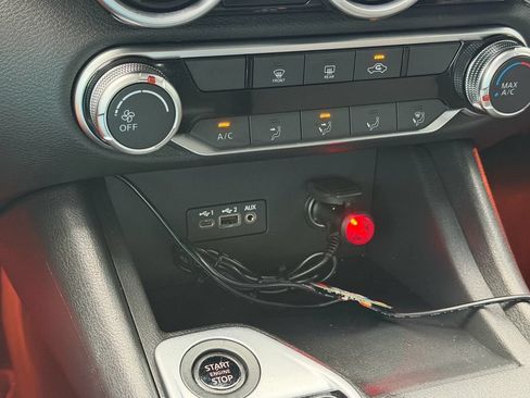 Used 2023 Nissan Sentra SV FWD image 25