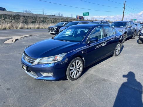 Used 2013 Honda Accord Sport image 2