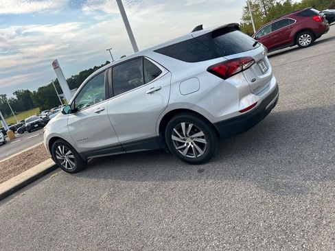 Used 2022 Chevrolet Equinox LT FWD image 8