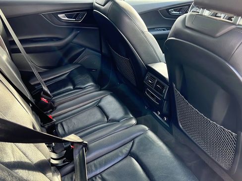 Used 2018 Audi Q7 3.0T Premium Plus w/ Premium Plus Package image 6