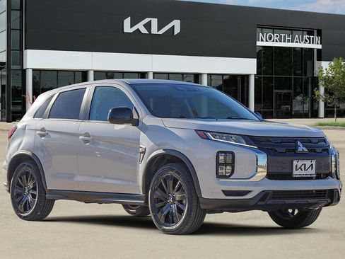 Used 2021 Mitsubishi Outlander Sport LE image 8