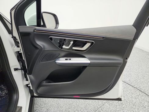 Certified 2026 Mercedes-Benz EQE 320+ SUV image 20