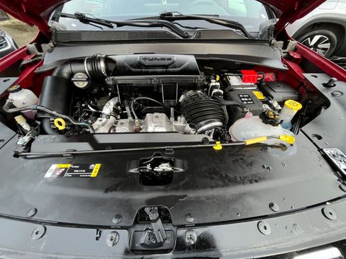 Used 2025 Jeep Compass Limited image 33