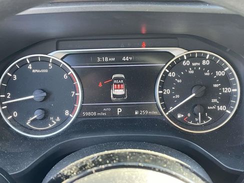 Used 2023 Nissan Rogue SV image 23