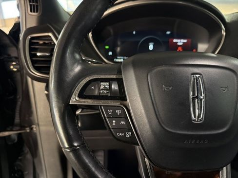 Used 2019 Lincoln Nautilus Reserve w/ Ultimate Package FWD image 16