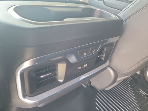 Used 2022 GMC Sierra 1500 SLT AWD/4WD image 25