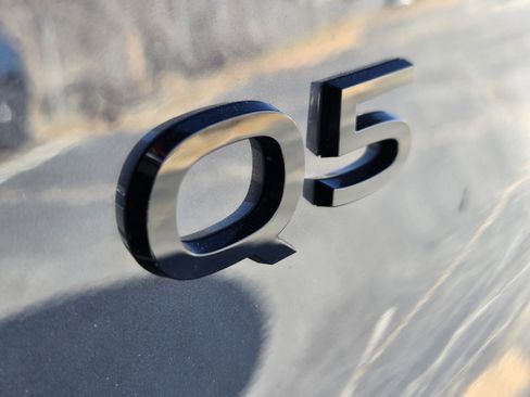 New 2025 Audi Q5 Premium Plus image 36