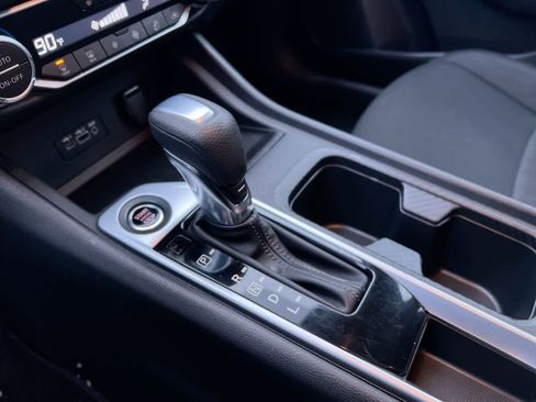 Used 2022 Nissan Sentra SV w/ All-Weather Package image 20