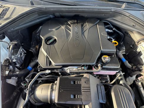 Used 2026 Genesis GV70 2.5T Select image 22