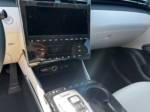 Used 2024 Hyundai Tucson Limited image 14