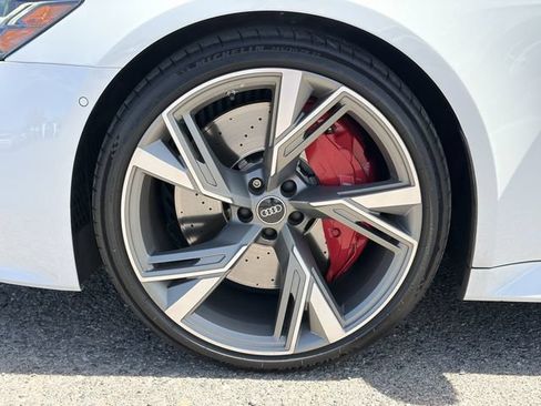 Used 2021 Audi RS 6 w/ Executive Package AWD/4WD image 10