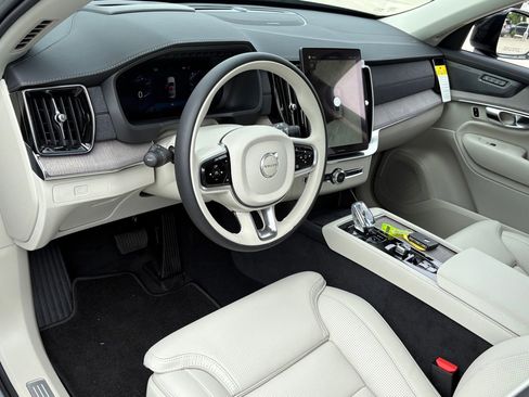 New 2026 Volvo XC90 B6 Ultra w/ Protection Package Premier AWD/4WD image 13