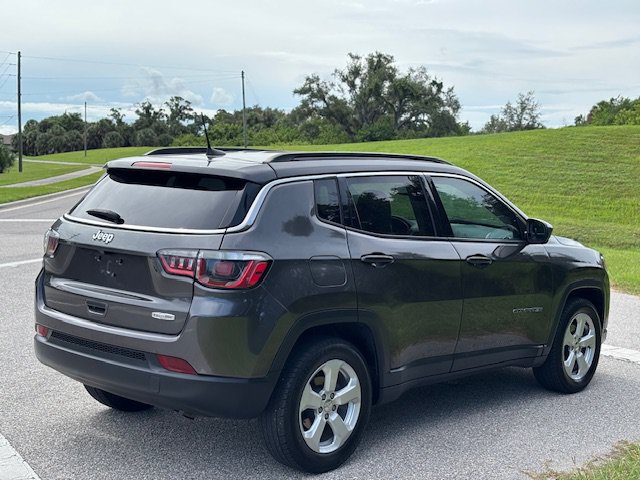 Used 2018 Jeep Compass Latitude w/ Popular Equipment Group FWD image 6