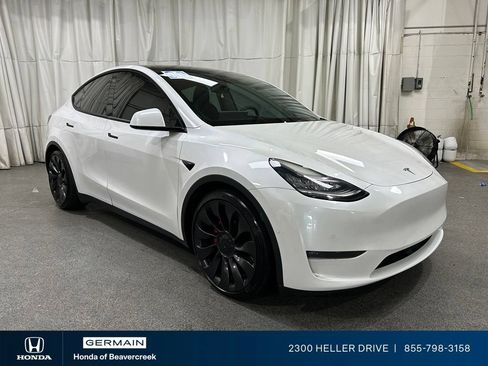 Used 2020 Tesla Model Y Performance AWD/4WD image 2