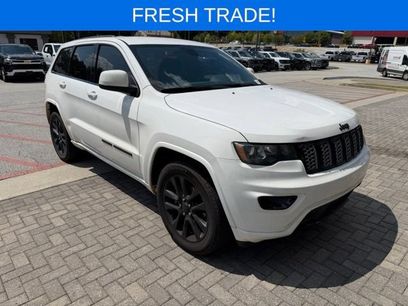 Used 2018 Jeep Grand Cherokee Altitude