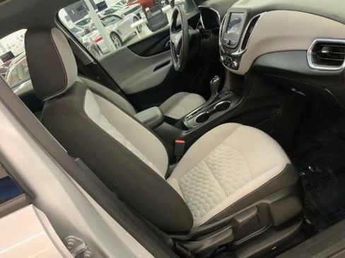 Used 2019 Chevrolet Equinox LS AWD/4WD image 14