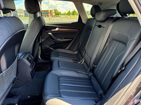 Used 2021 Audi Q5 2.0T Premium Plus w/ Premium Plus Package AWD/4WD image 22