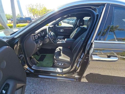 Used 2023 Rolls-Royce Ghost image 3