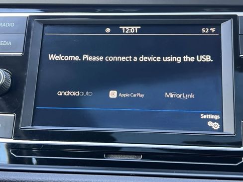 Used 2020 Volkswagen Jetta R-Line w/ R-Line Cold Weather Package FWD image 40