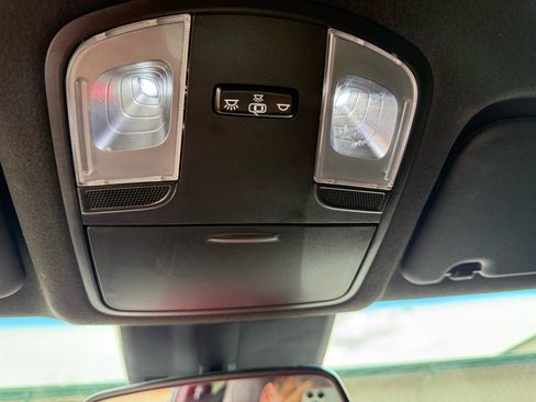 Used 2022 Hyundai Veloster N image 34