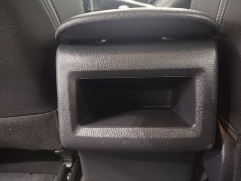 Used 2019 Toyota Camry LE w/ Carpet Mat Package FWD image 29
