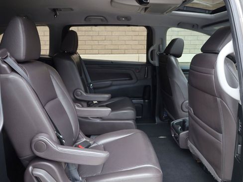 Used 2018 Honda Odyssey EX-L image 27