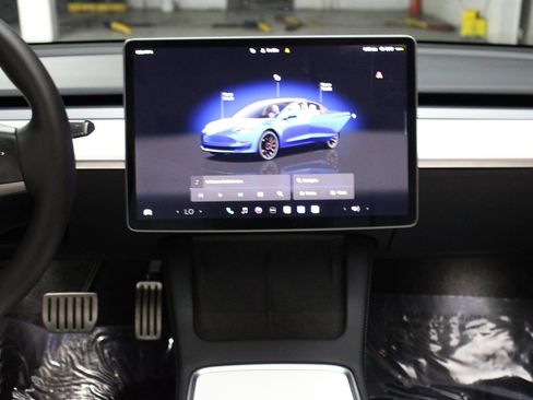 Used 2022 Tesla Model 3 Performance image 35