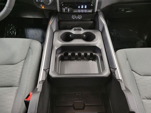 Used 2025 RAM 1500 Big Horn AWD/4WD image 44