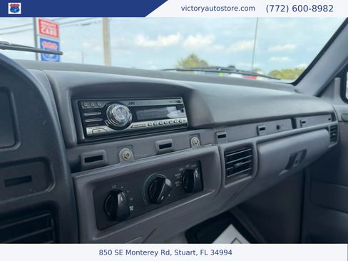 Used 1994 Ford F350 2WD SuperCab DRW image 25