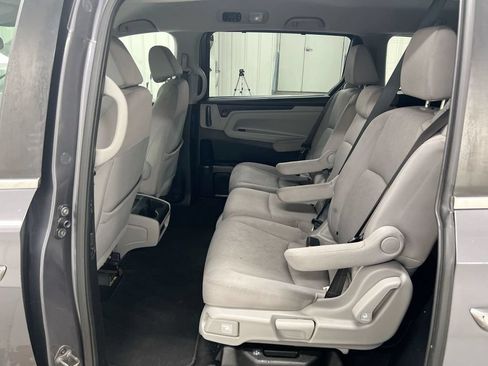 Used 2019 Honda Odyssey EX image 22