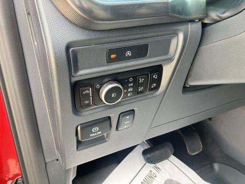 Used 2025 Ford F150 Raptor AWD/4WD image 19