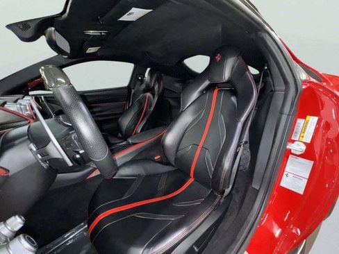 Used 2019 Ferrari 812 Superfast RWD image 36