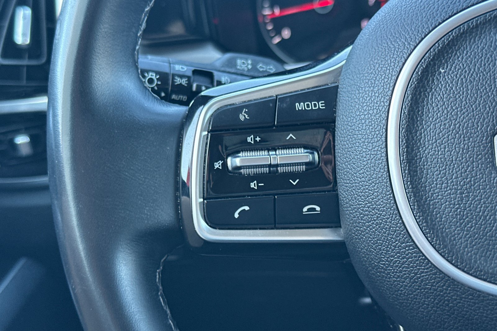 Used 2022 Kia Sorento SX AWD/4WD image 35