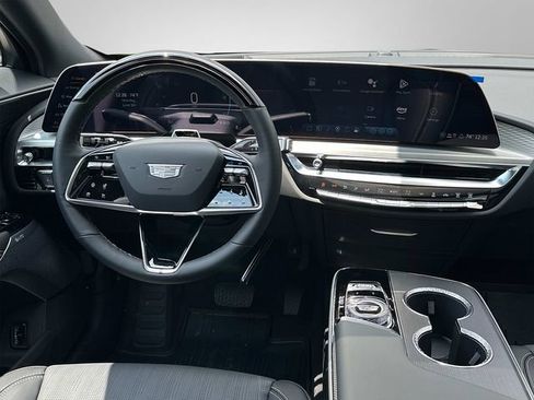 Used 2025 Cadillac Lyriq Sport image 2