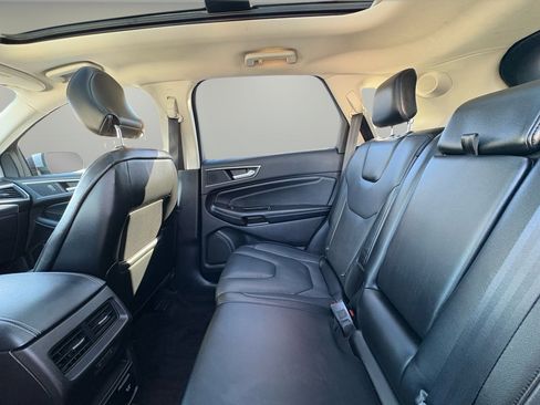 Used 2017 Ford Edge Titanium w/ Equipment Group 301A image 31