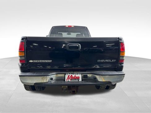 Used 2005 Chevrolet Silverado 3500 LT w/ Heavy-Duty Power Package image 6