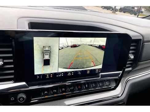 Used 2025 Chevrolet Silverado 1500 ZR2 w/ Technology Package image 23