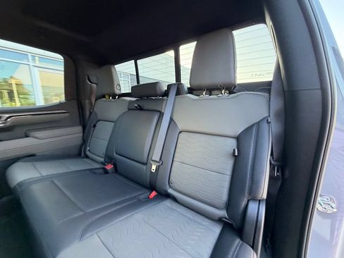 Used 2024 Chevrolet Silverado 1500 ZR2 w/ Technology Package AWD/4WD image 25