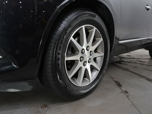 Used 2014 Buick Enclave Leather image 24