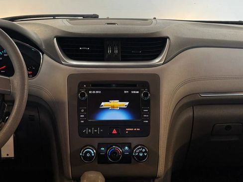 Used 2015 Chevrolet Traverse LS image 25
