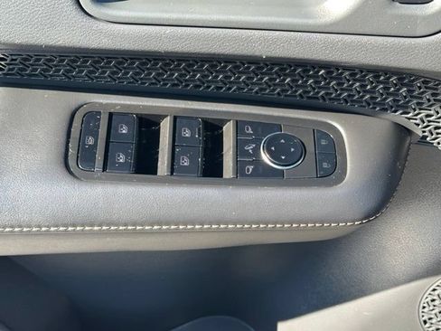 Certified 2024 Nissan Ariya AWD image 21