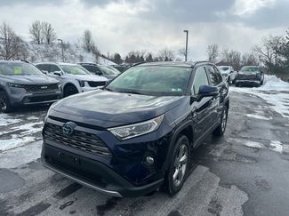 Used 2019 Toyota RAV4 Limited video 1