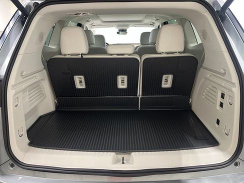 New 2026 Buick Enclave Avenir w/ Super Cruise Package AWD/4WD image 25