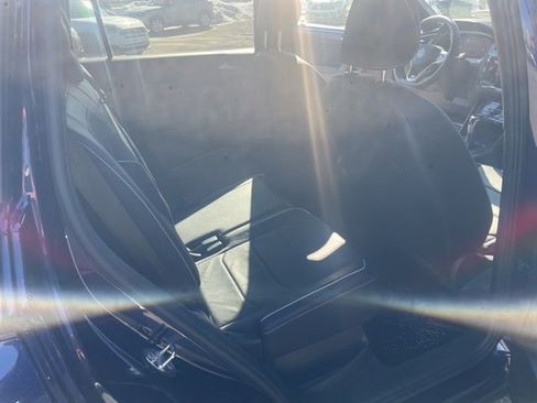 Used 2022 Volkswagen Tiguan SEL R-Line image 19