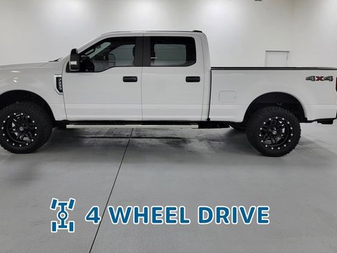 Used 2020 Ford F250 XL w/ Power Equipment Group AWD/4WD image 4