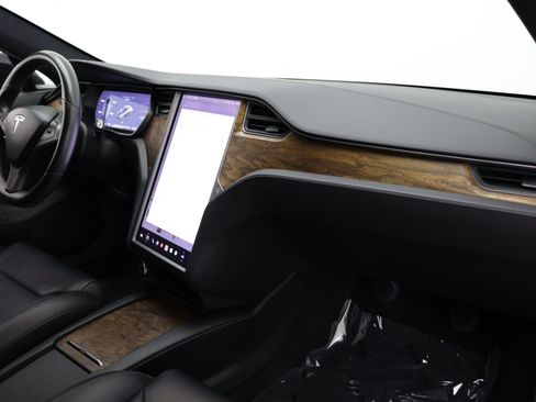 Used 2018 Tesla Model S 100D AWD/4WD image 36