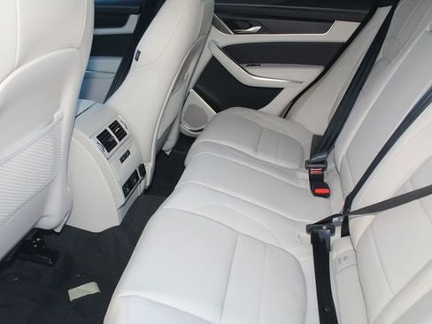 New 2026 Jaguar F-PACE R-Dynamic S image 5