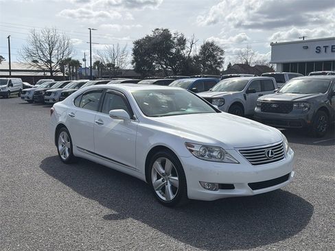 Used 2010 Lexus LS 460 image 2